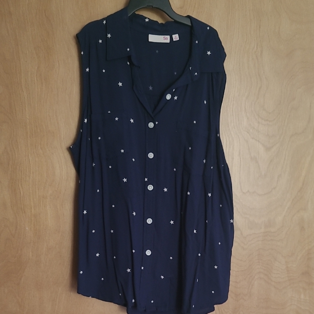 SO Blue Sleeveless Button Down Shirt with Notched Collar